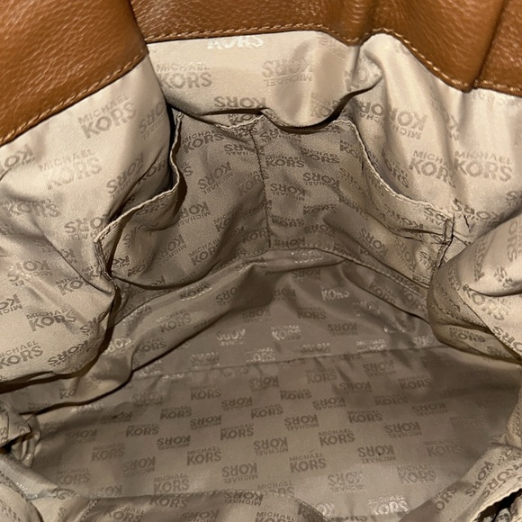 MICHAEL KORS GANSEVOORT LARGE LIGHT BROWN LEATHER TOTE BAG! - Picture 10 of 11